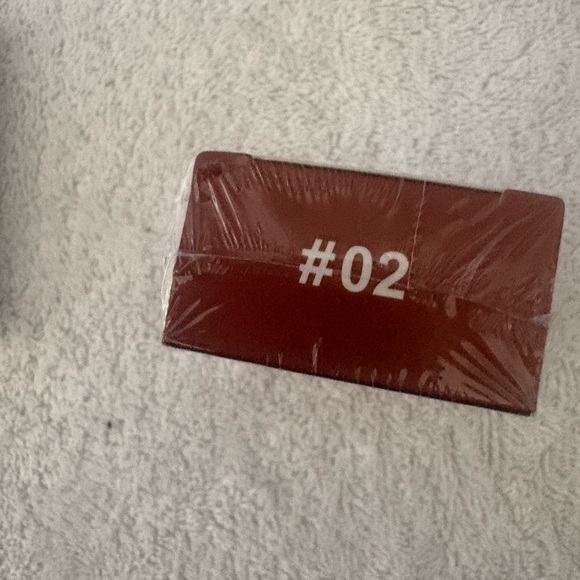 Serum Boosted Skin Tint Beauty Balm - Rich Brown - Picture 3 of 4